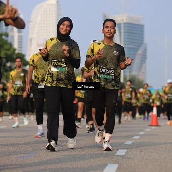 Runner Photo 6210647