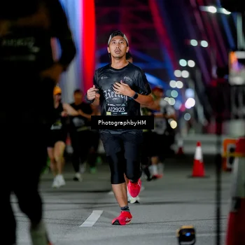 Runner Photo 6210721