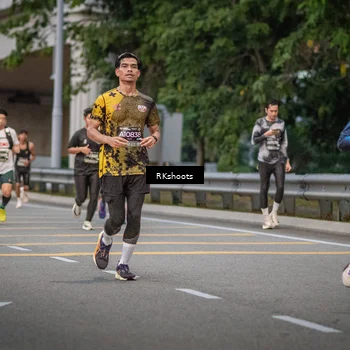 Runner Photo 6210750