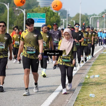 Runner Photo 6210784