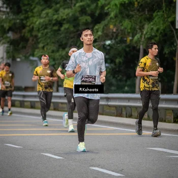 Runner Photo 6210888