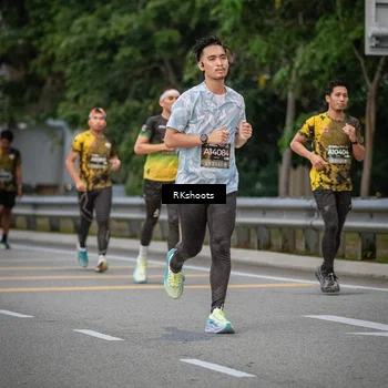 Runner Photo 6210910