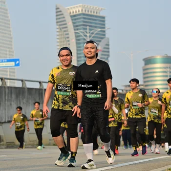 Runner Photo 6210933