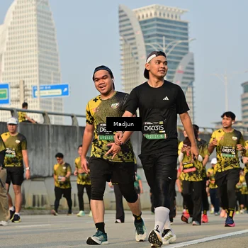 Runner Photo 6210941