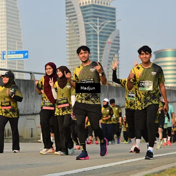 Runner Photo 6210945