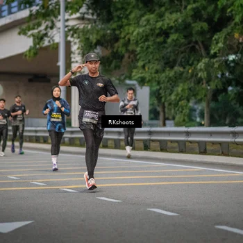 Runner Photo 6210960