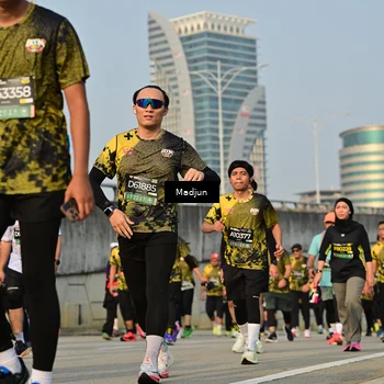 Runner Photo 6210987