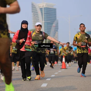 Runner Photo 6210989