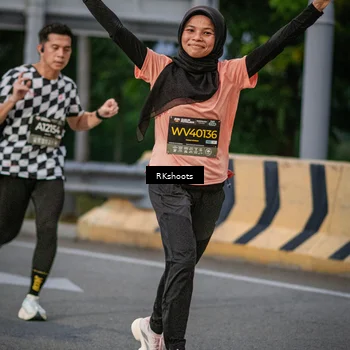 Runner Photo 6211005