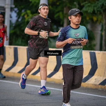 Runner Photo 6211086