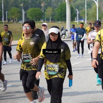 Runner Photo 6211109