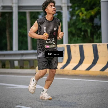 Runner Photo 6211381
