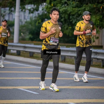 Runner Photo 6211524
