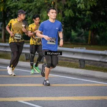 Runner Photo 6211546