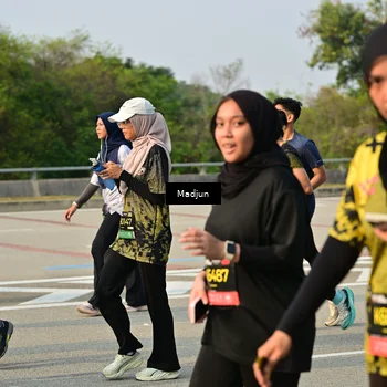 Runner Photo 6211572