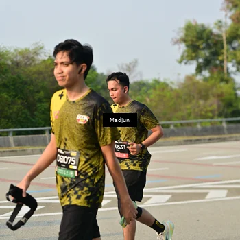 Runner Photo 6211624