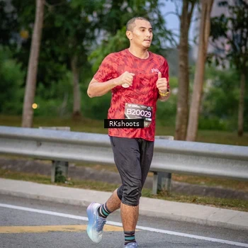 Runner Photo 6211638