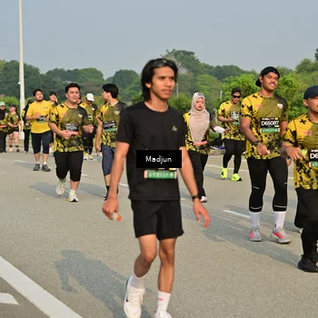 Runner Photo 6211676