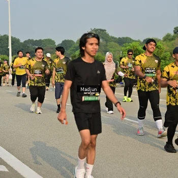 Runner Photo 6211680