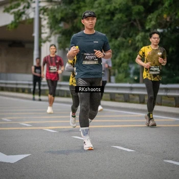 Runner Photo 6211682
