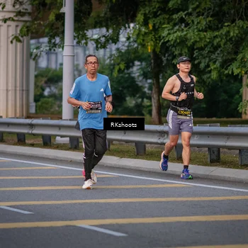 Runner Photo 6211713