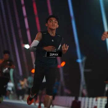 Runner Photo 6211804