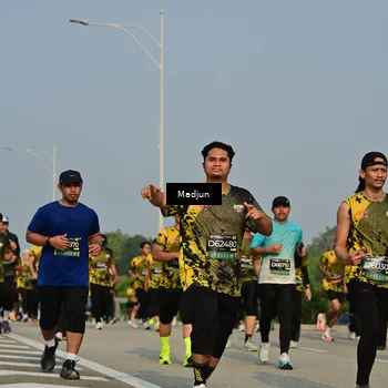 Runner Photo 6211847