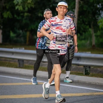 Runner Photo 6211850