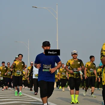 Runner Photo 6211879