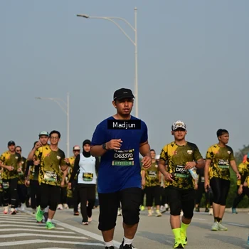 Runner Photo 6211881