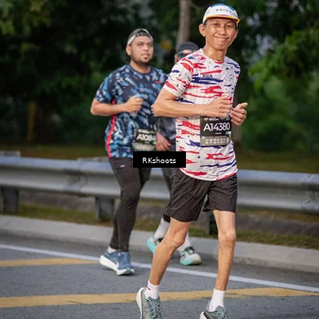 Runner Photo 6211909