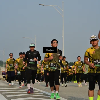Runner Photo 6211935
