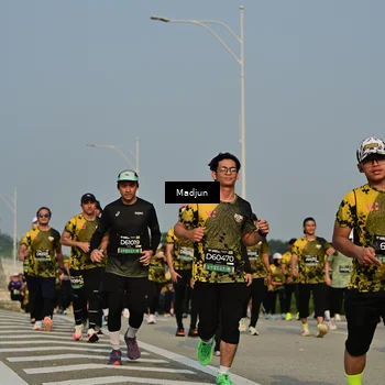 Runner Photo 6211936