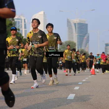 Runner Photo 6211940