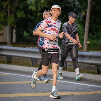 Runner Photo 6211974