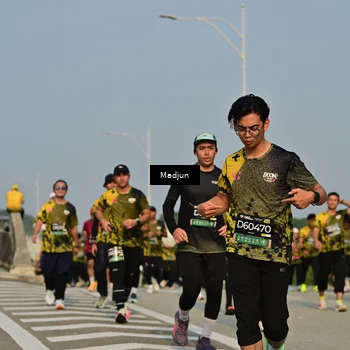 Runner Photo 6211984