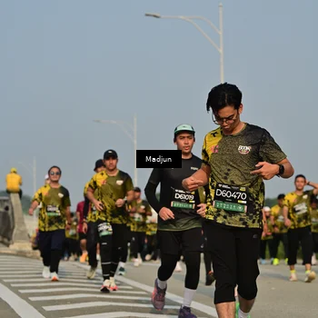 Runner Photo 6211990