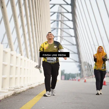 Runner Photo 6212024