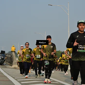 Runner Photo 6212029