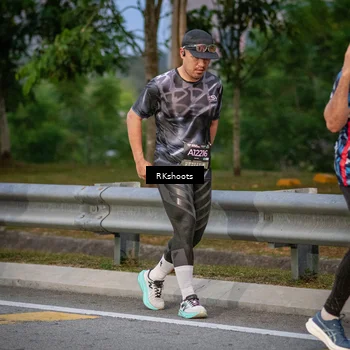 Runner Photo 6212040
