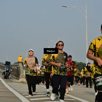 Runner Photo 6212089