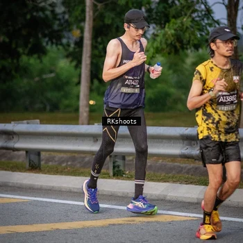 Runner Photo 6212113