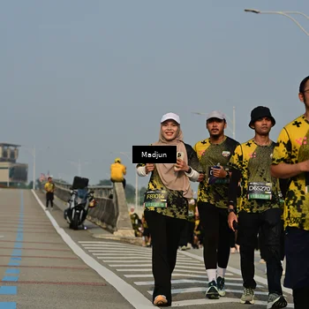 Runner Photo 6212135