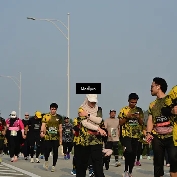 Runner Photo 6212199
