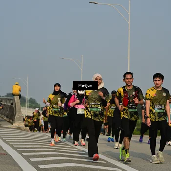 Runner Photo 6212214