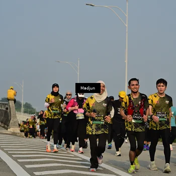 Runner Photo 6212241