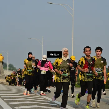 Runner Photo 6212244