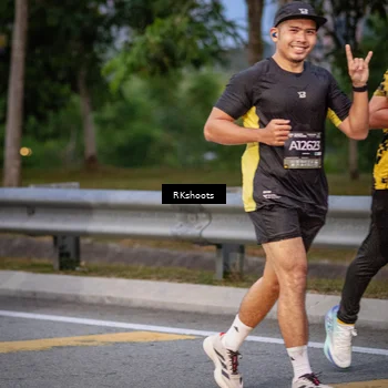 Runner Photo 6212246