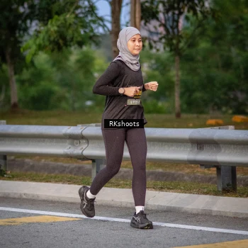 Runner Photo 6212253