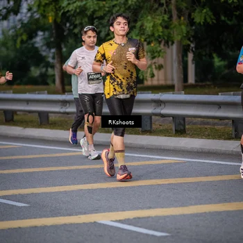Runner Photo 6212292
